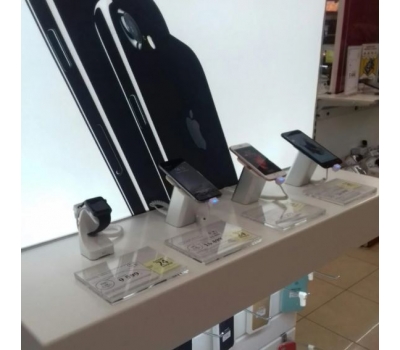 Підставка для мобільних телефонів і планшетів з зарядкою і тримачами