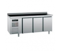 Стол холодильный Sagi KIBA с функцией гиперохлождения (3 двери)