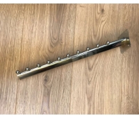 Suport (flaut comercial) montat pe perete sub un unghi