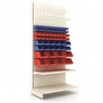 Rafturi pentru produse manufacturate
